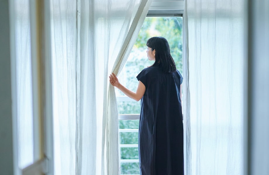 自然の風や光を活用して「冬暖かく・夏涼しく」を生活に取り込みます。