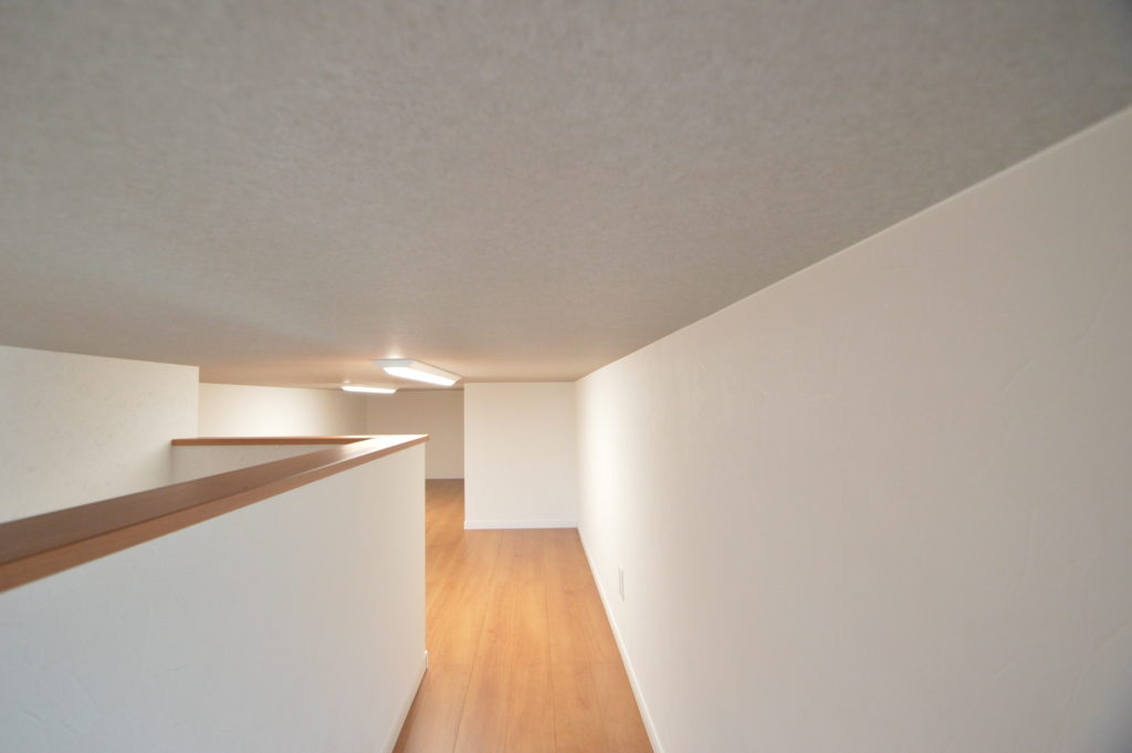 小屋裏収納