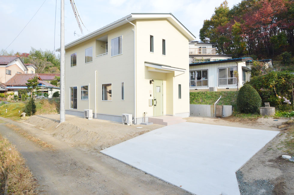 陽だまりの丘に建つ家：ワタショウ『陽だまりの丘に建つ家』