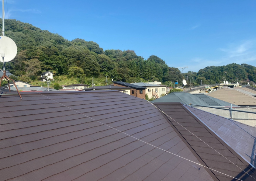 耐久性も見た目の断然良くなる屋根の塗装