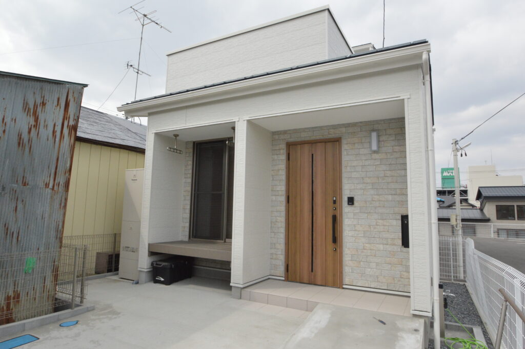 町屋風の狭小住宅